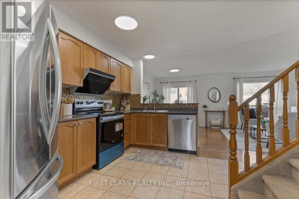 724 Angler Way, Waterloo, ON, photo 2