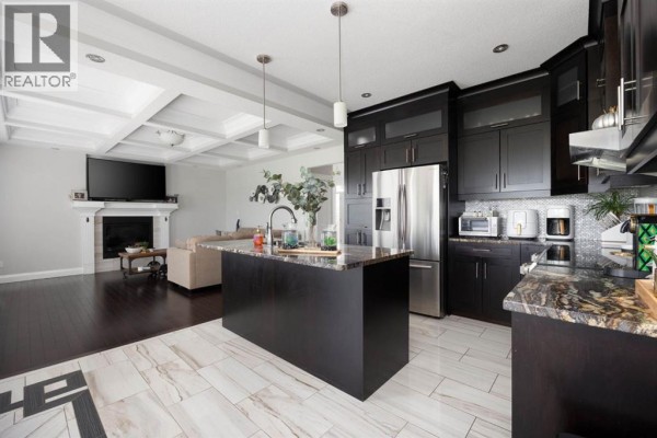 Kitchen - 724 Heritage Drive, Fort Mcmurray, AB T9K2X3 Photo 4