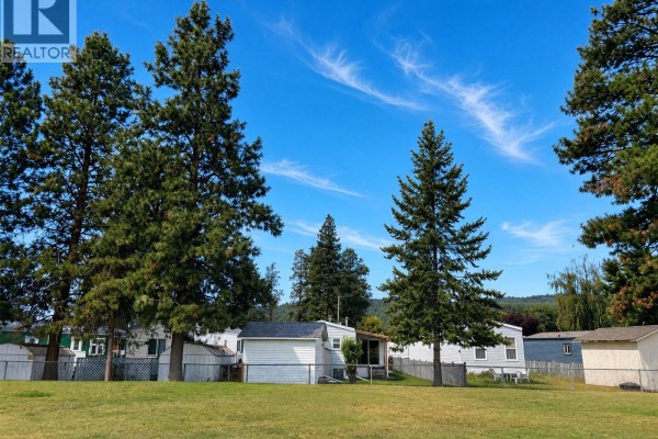 Full bathroom - 724 Innes Avenue Unit# 61, Cranbrook, BC V1C2A5 Photo 2