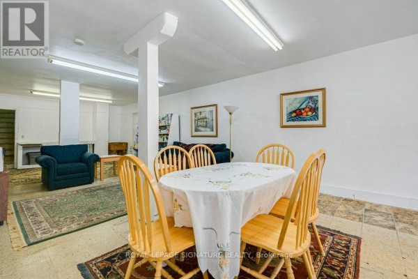 724 Vaughan Road, Toronto, ON, photo 2