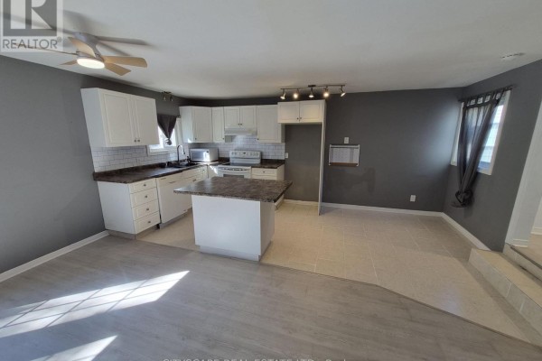 Bedroom 2 - 725 Dominion Road, Fort Erie, ON L2A1G9 Photo 5