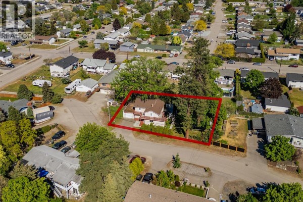 725 Fraser Road, Kelowna, BC, photo 2