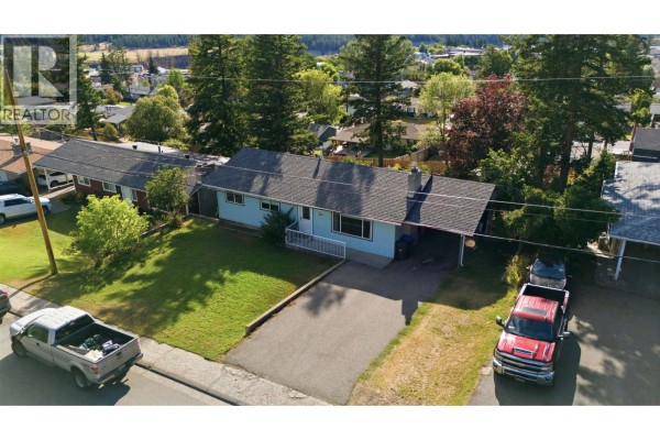725 N 4th Avenue, Williams Lake, BC, photo 2