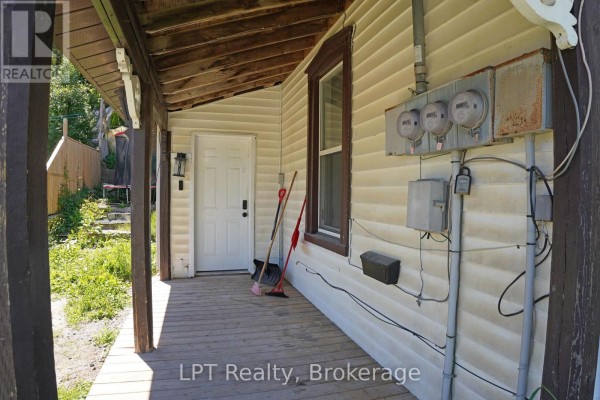 726 Berford Street, South Bruce Peninsula, ON N0H2T0 Photo 4