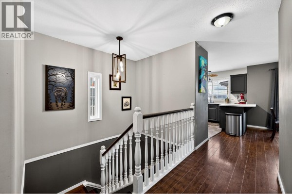 726 Dunrobin Drive Unit# 1, Kamloops, BC, photo 2