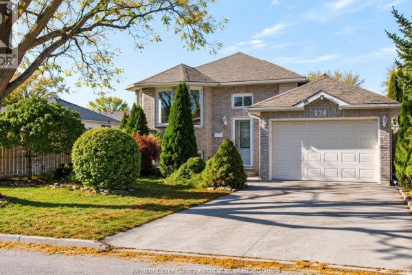 726 Sandison, Windsor