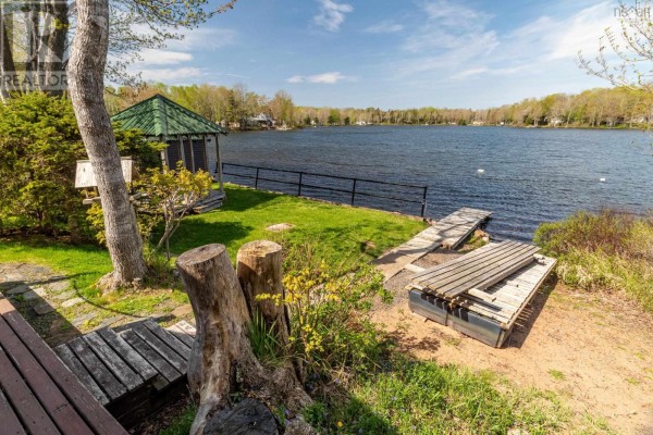 Eat in kitchen - 726 Sunken Lake Road, Sunken Lake, NS B4P2R2 Photo 3