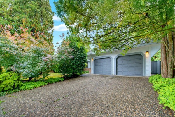 7269 150a Street, Surrey, BC V3S7A8 Photo 3