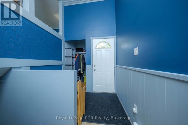Bedroom 3 - 727 Johnston Crescent, Kincardine, ON N2Z1S5 Photo 3