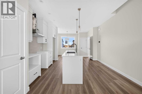 Bonus Room - 727 Lucas Boulevard Nw, Calgary, AB T3P2Y7 Photo 5