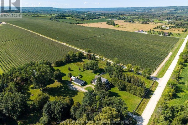 727410 21st Side Road, Blue Mountains, ON, photo 2
