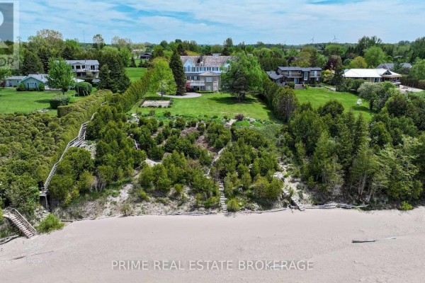 72797 Ravine Drive, Bluewater, ON, photo 2