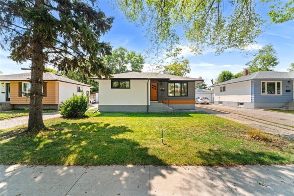 Dining room - 728 Kildare Avenue, Winnipeg, MB R2C2C3 Photo 2