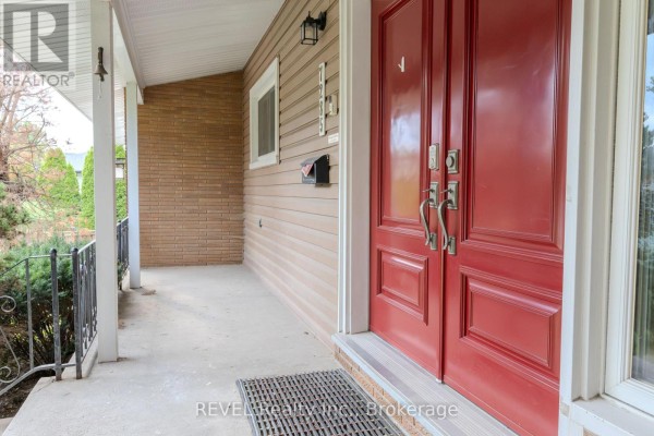 7285 Rolling Acres Crescent, Niagara Falls, ON L2J1E5 Photo 5