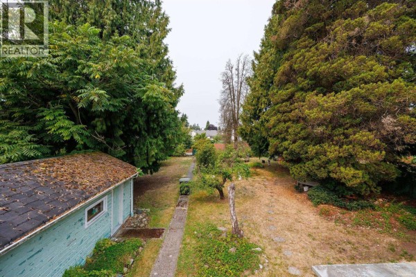 7289 Dow Avenue, Burnaby, BC V5J3X3 Photo 4