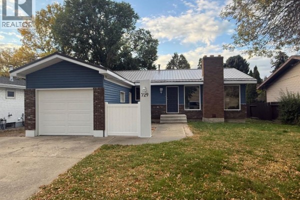729 3 Street Nw, Medicine Hat