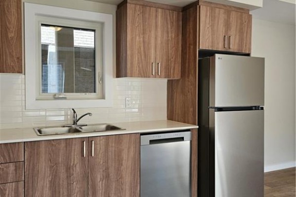 729 Dolph Street N Unit# 1, Cambridge, ON, photo 3