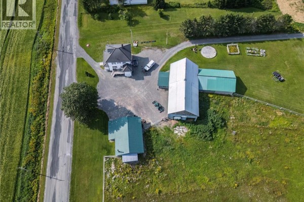 Bath (# pieces 1-6) - 729 Route 260, Saint Quentin, NB E8A2L7 Photo 3