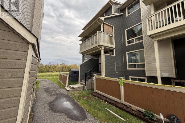 72b - 750 St. Andre Drive, Ottawa, ON K1C4S2 Photo 2