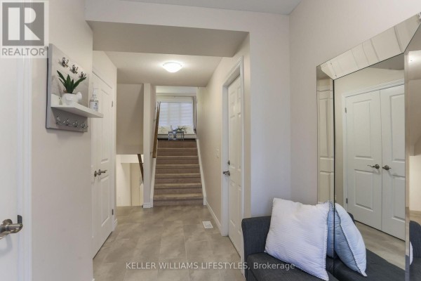 73 - 1061 Eagletrace Drive, London North, ON N6G0T3 Photo 5