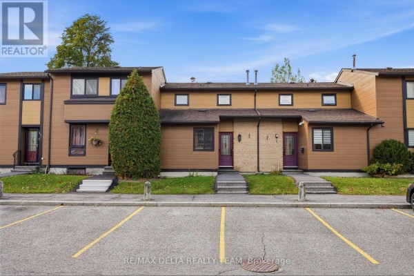 6917 Bilberry Drive, Ottawa