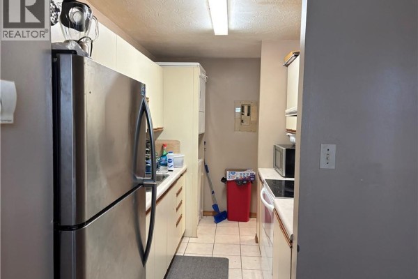 73 Beechwood Avenue, Moncton, NB E1A5P7 Photo 3