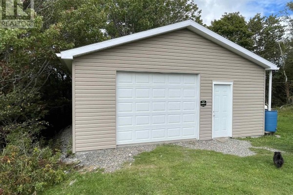 Porch - 73 Brown Street, Sydney, NS B1S2M6 Photo 4