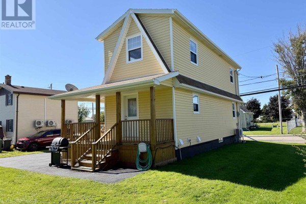 Bedroom - 73 Duke Street, Summerside, PE C1N3R9 Photo 5