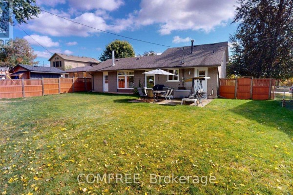 73 Elizabeth Drive, Halton Hills, ON, photo 2