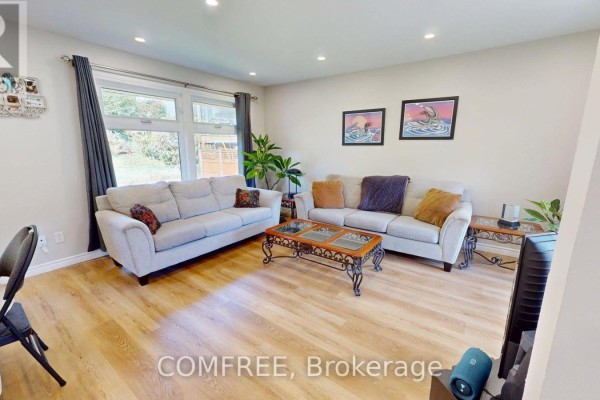 73 Elizabeth Drive, Halton Hills, ON, photo 3
