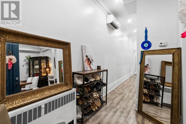 73 Elm Grove Avenue, Toronto, ON M6K2J2 Photo 4
