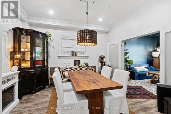 73 Elm Grove Avenue, Toronto, ON M6K2J2 Photo 5