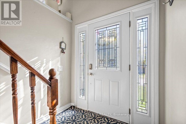 73 Gablewood Crescent, London North, ON N6G2Z8 Photo 3