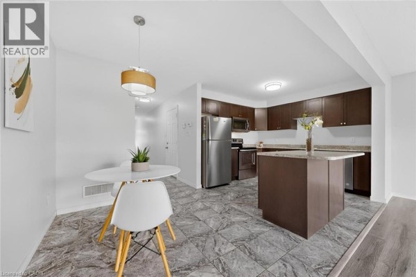 3pc Bathroom - 73 Grand Flats Trail, Kitchener, ON N2A0H7 Photo 5