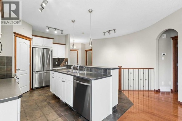 Foyer - 73 Hampstead Green Nw, Calgary, AB T3A6H1 Photo 5