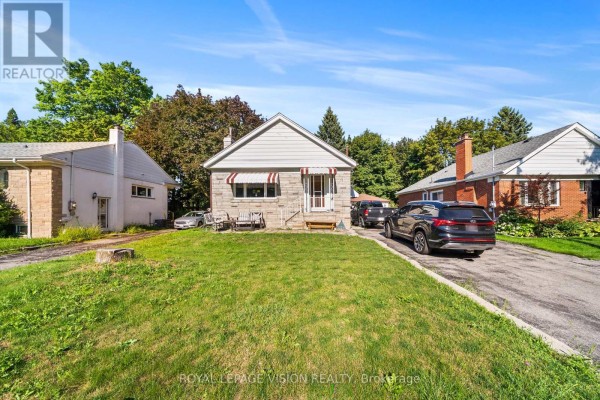 73 Mccowan Road, Toronto, ON M1M3M3 Photo 2