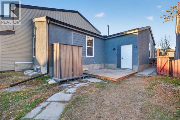 Bedroom - 73 Penworth Close Se, Calgary, AB T2A5N4 Photo 2