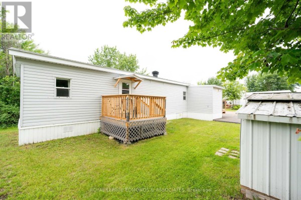 73 Pinehurst Estates, Petawawa, ON, photo 3