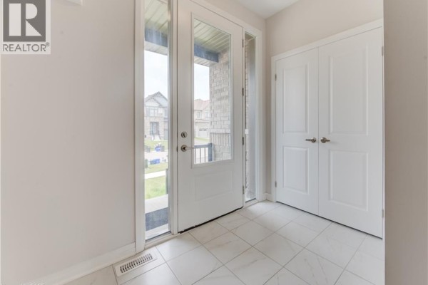 5pc Bathroom - 73 Prince Phillip Boulevard, Ayr, ON N0B1E0 Photo 4