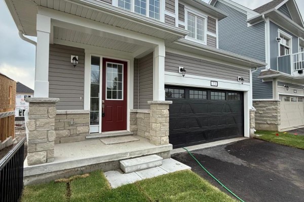 73 Royal Oak Crescent, Loyalist, ON K0H1G0 Photo 3
