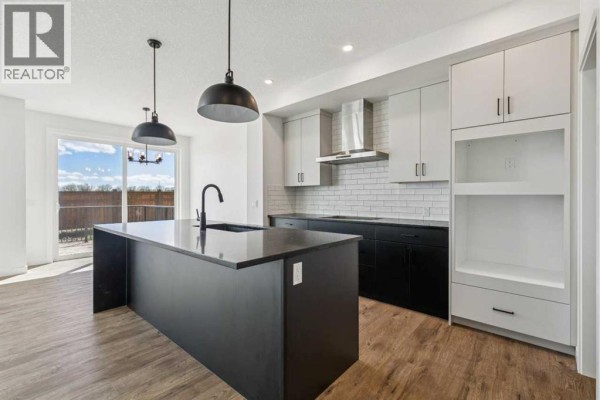 Pantry - 73 Sora Gardens Se, Calgary, AB T3S0V3 Photo 5