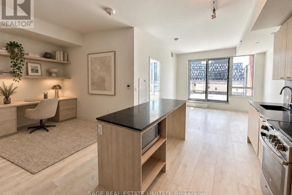 730 - 31 Tippett Road, Toronto, ON M3H0C8 Photo 3