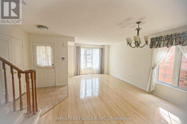 730 Castlemore Avenue, Markham, ON L6E1M9 Photo 3