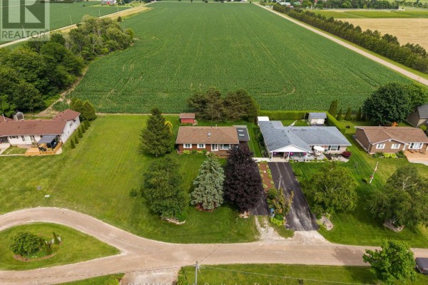 73022 Claudette Drive, Bluewater, ON, photo 2