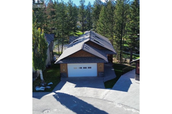 Laundry room - 7305 Copperhorn Drive, Radium Hot Springs, BC V0A1M0 Photo 4