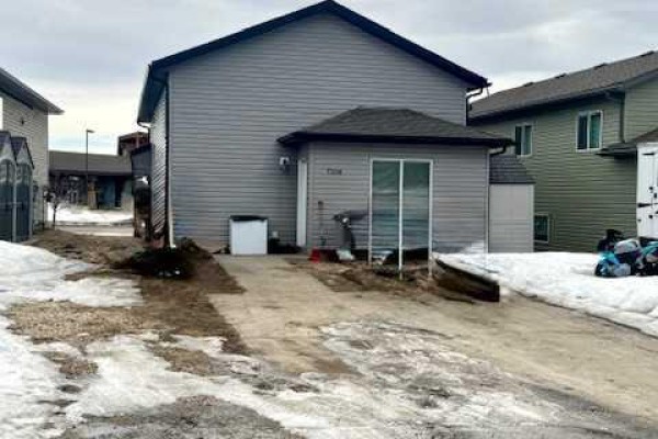 Bedroom - 7306 114 Street, Grande Prairie, AB T8W0K2 Photo 2