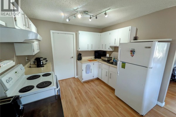 Living room - 7307 Dalgliesh Drive, Regina, SK S4X2B8 Photo 2