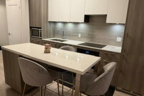731 - 38 Water Walk Drive, Markham, ON, photo 2