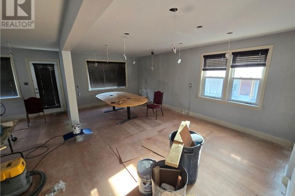 731 Lorne Street, Sudbury, ON P3C4R5 Photo 4