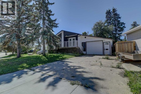 4pc Bathroom - 7314 98 Street, Grande Prairie, AB T8V4X8 Photo 2